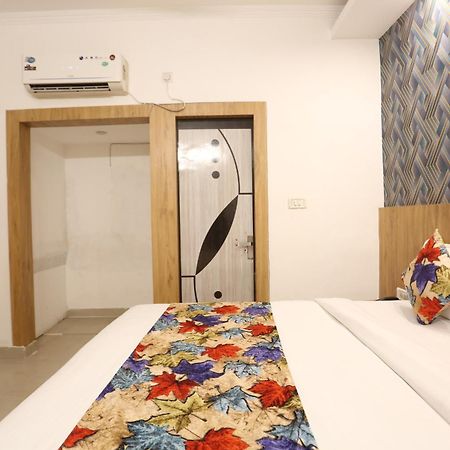 Backpackers - Ink Hotels Delhi Airport By Ss Group Új-Delhi Kültér fotó
