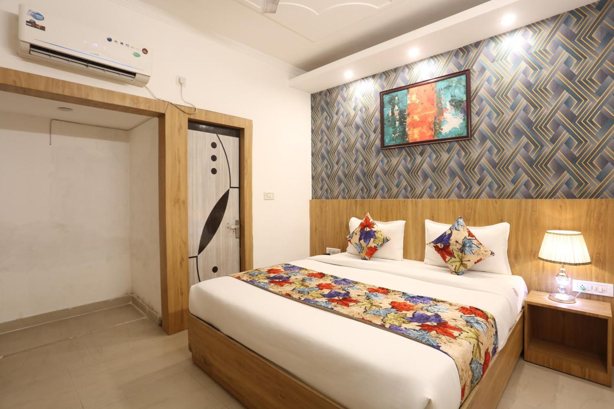 Backpackers - Ink Hotels Delhi Airport By Ss Group Új-Delhi Kültér fotó