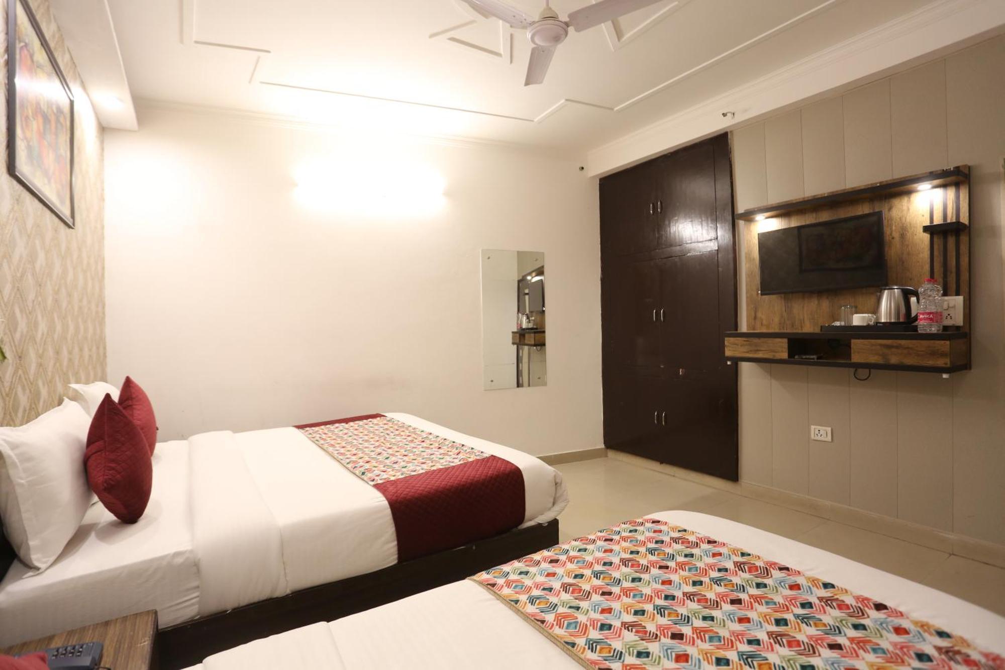 Backpackers - Ink Hotels Delhi Airport By Ss Group Új-Delhi Kültér fotó