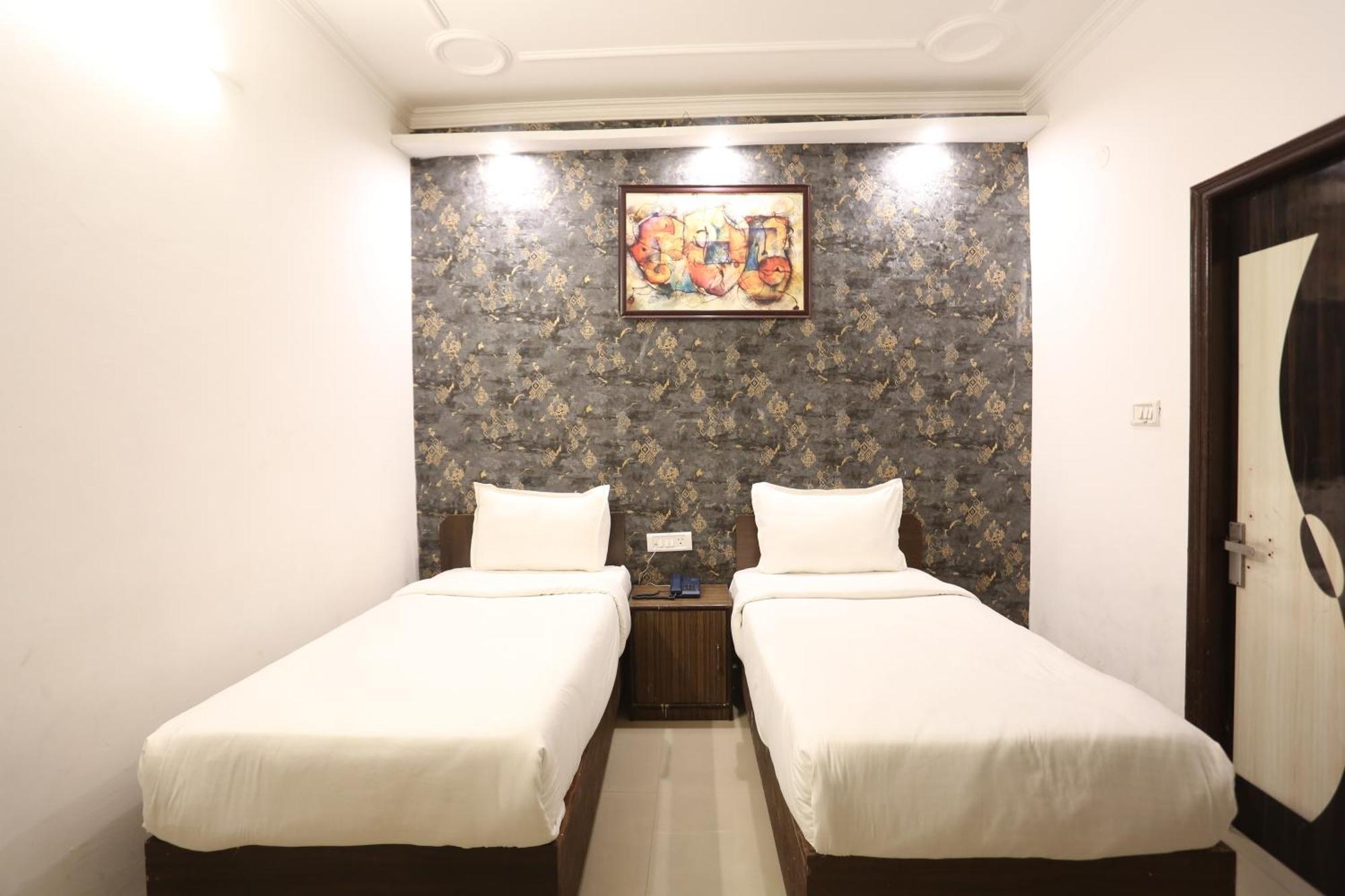 Backpackers - Ink Hotels Delhi Airport By Ss Group Új-Delhi Kültér fotó