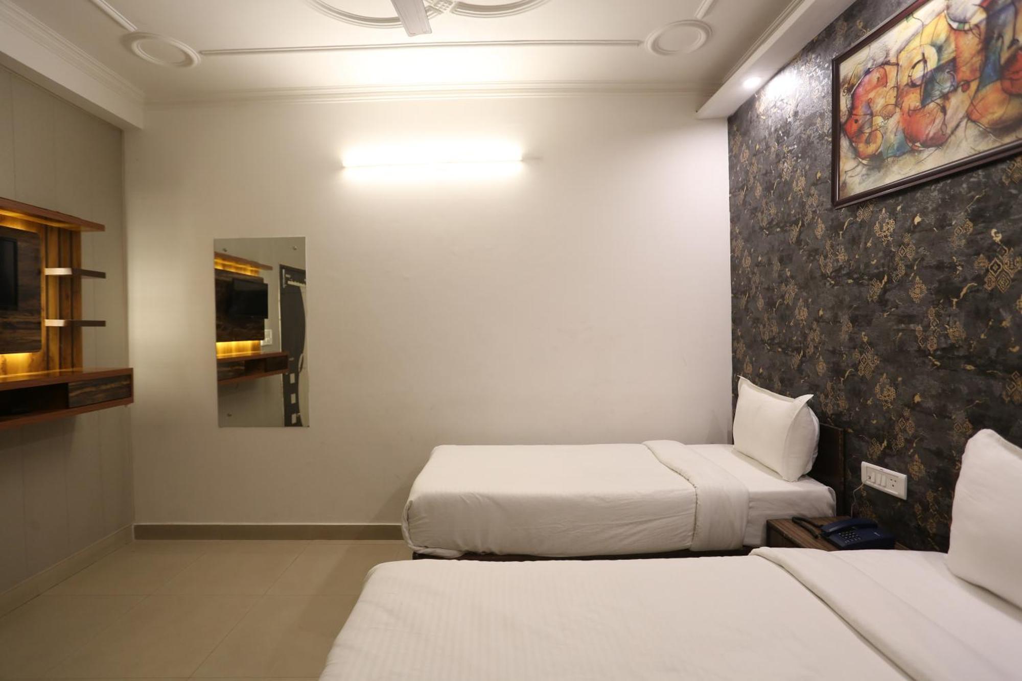 Backpackers - Ink Hotels Delhi Airport By Ss Group Új-Delhi Kültér fotó