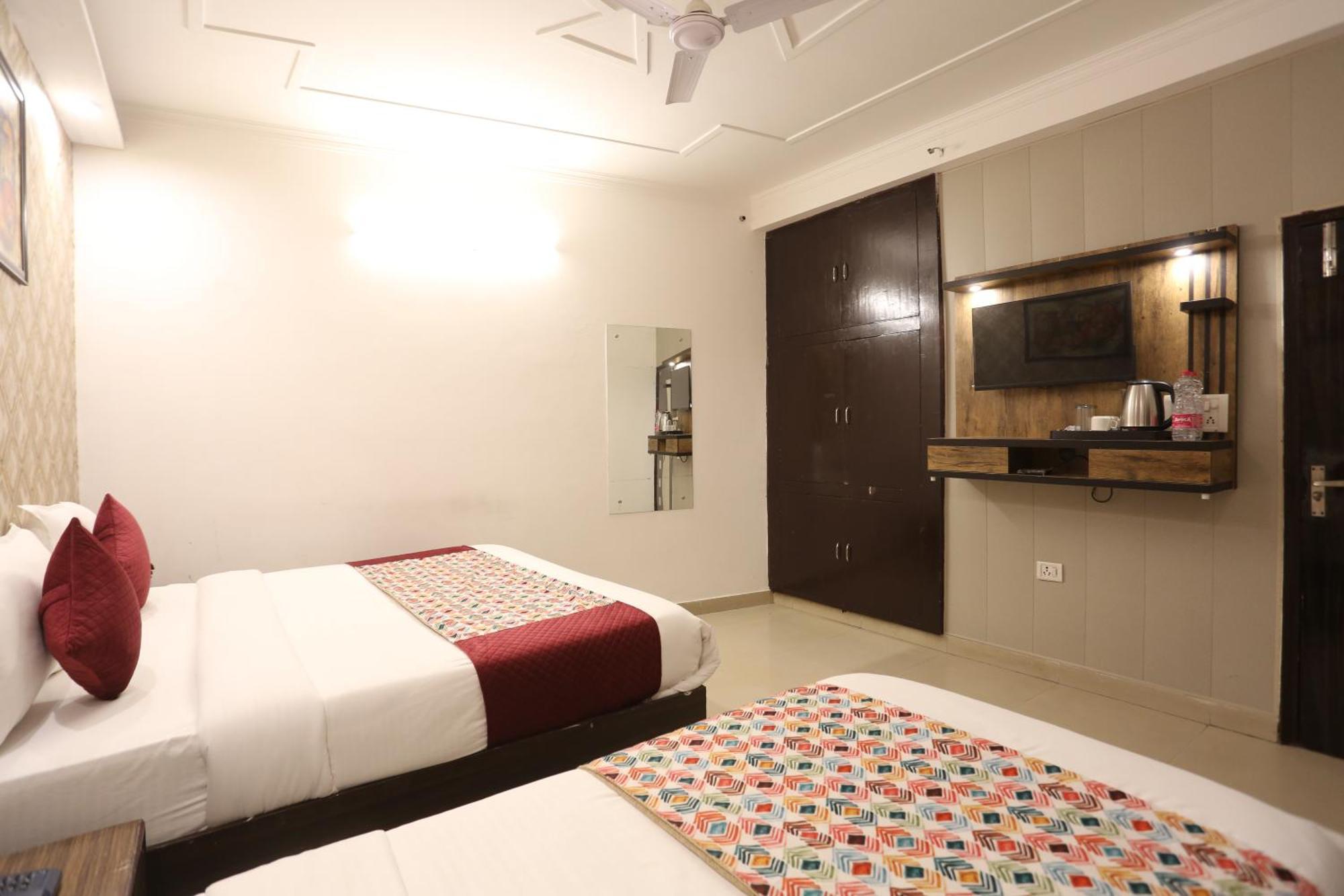 Backpackers - Ink Hotels Delhi Airport By Ss Group Új-Delhi Kültér fotó