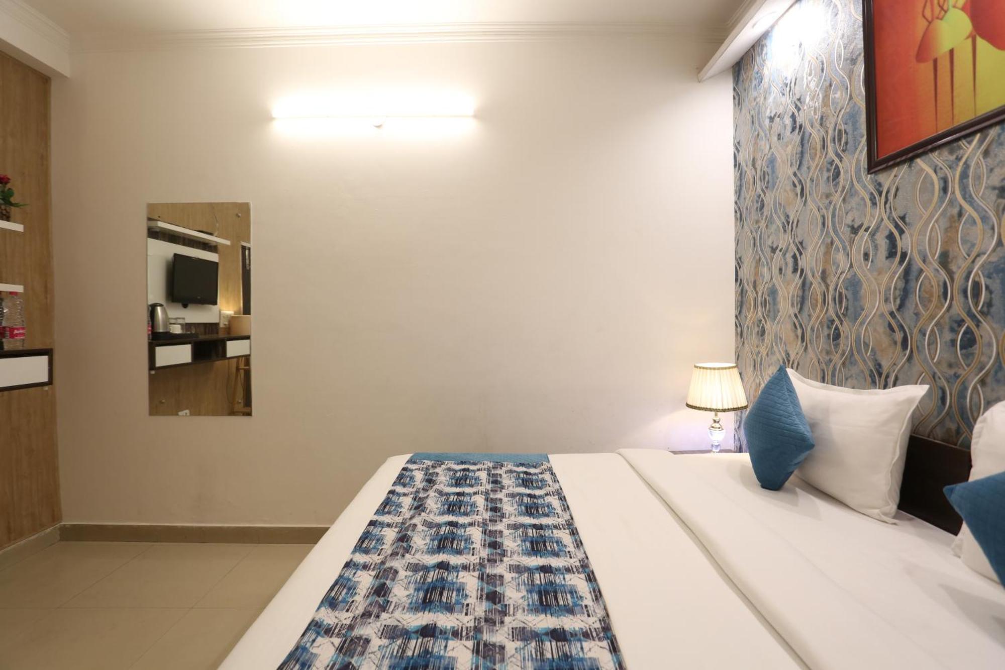 Backpackers - Ink Hotels Delhi Airport By Ss Group Új-Delhi Kültér fotó