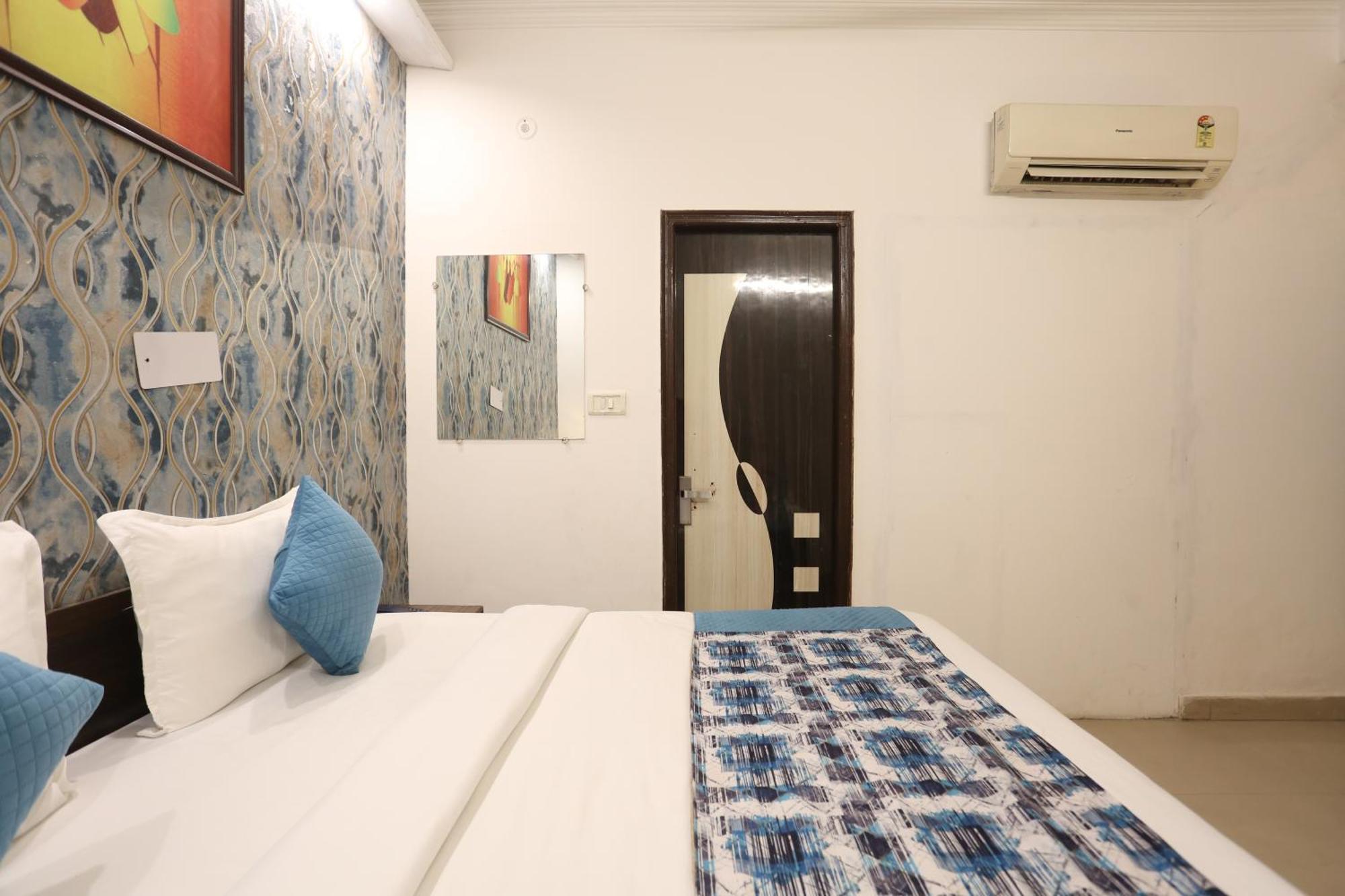 Backpackers - Ink Hotels Delhi Airport By Ss Group Új-Delhi Kültér fotó