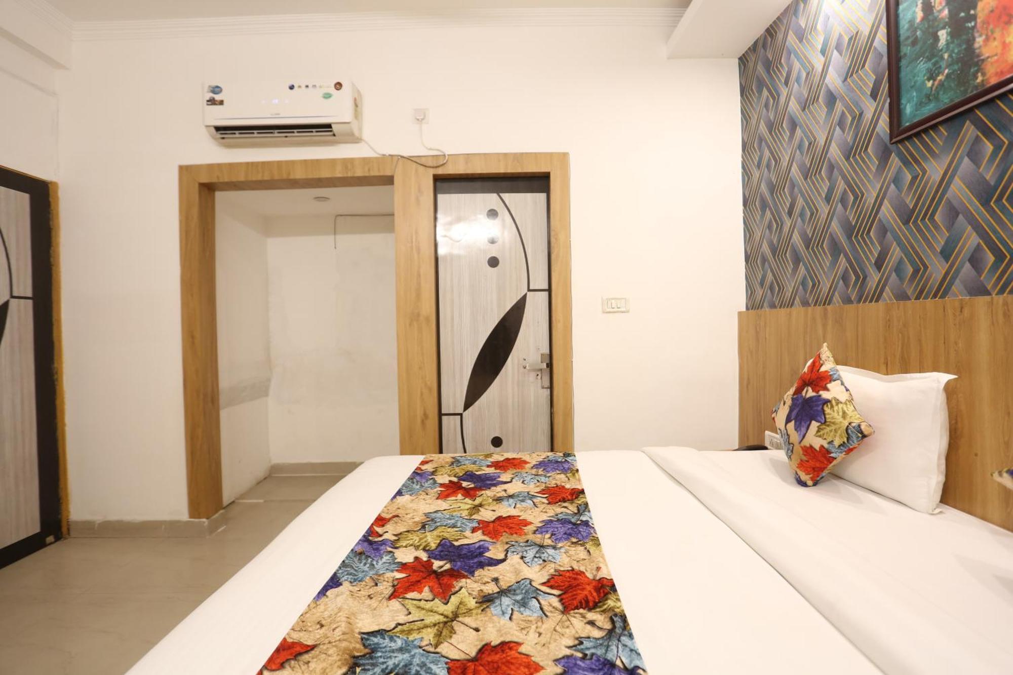 Backpackers - Ink Hotels Delhi Airport By Ss Group Új-Delhi Kültér fotó