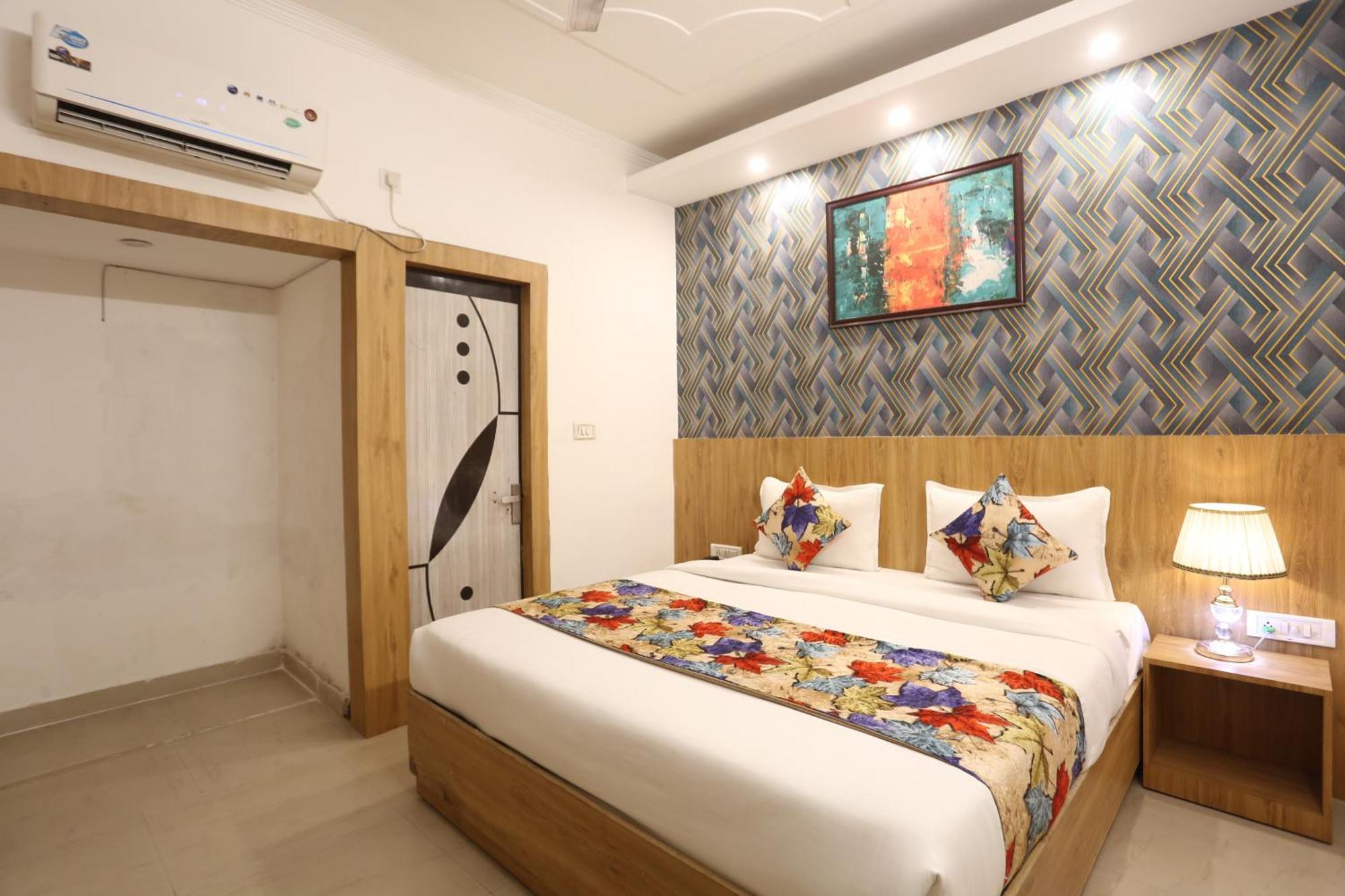 Backpackers - Ink Hotels Delhi Airport By Ss Group Új-Delhi Kültér fotó