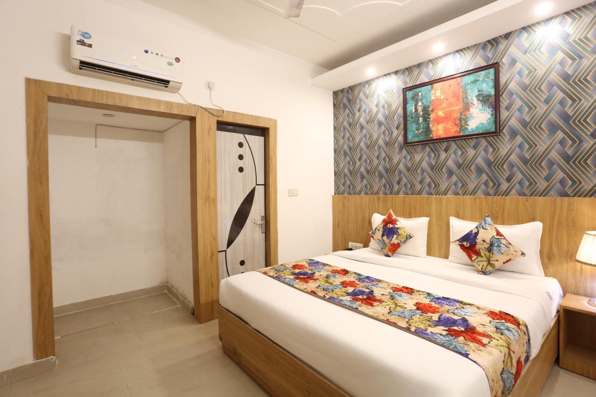 Backpackers - Ink Hotels Delhi Airport By Ss Group Új-Delhi Kültér fotó